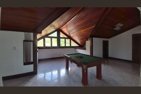 Casa à venda com 600m², 4 quartos e 5 vagasÁrea comum