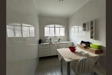 Casa à venda com 3 quartos, 140m² em Chácara Santo Antônio (Zona Sul), São Paulo