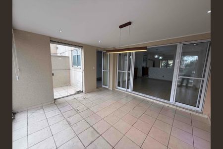 Apartamento à venda com 107m², 2 quartos e 2 vagas