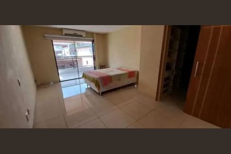 Casa à venda com 4 quartos, 350m² em Todos os Santos, Rio de Janeiro