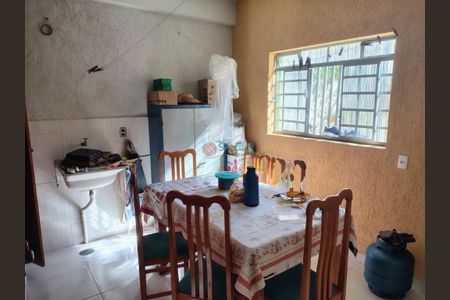 Casa à venda com 4 quartos, 160m² em Vila Nova Manchester, São Paulo