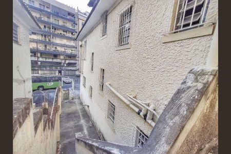 Casa à venda com 297m², 6 quartos e 1 vaga