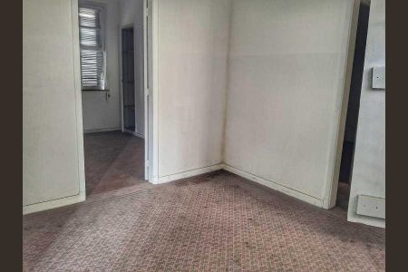 Casa à venda com 297m², 6 quartos e 1 vaga