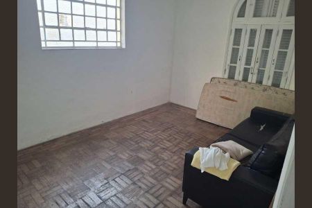 Casa à venda com 297m², 6 quartos e 1 vaga