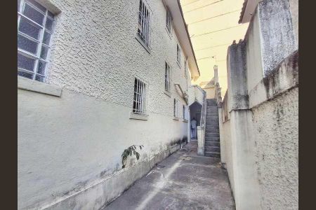 Casa à venda com 297m², 6 quartos e 1 vaga