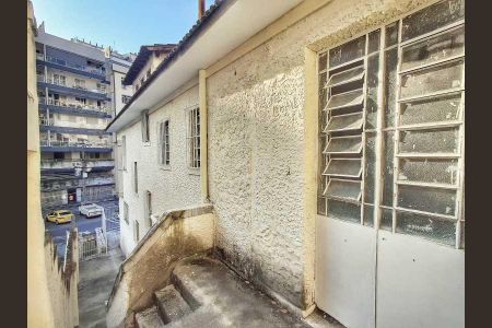 Casa à venda com 297m², 6 quartos e 1 vaga