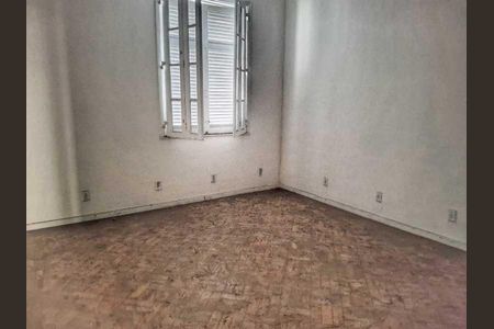 Casa à venda com 297m², 6 quartos e 1 vaga