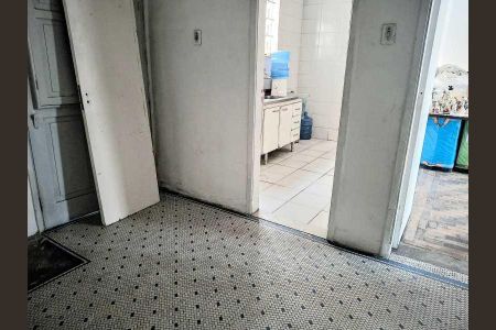 Casa à venda com 297m², 6 quartos e 1 vaga