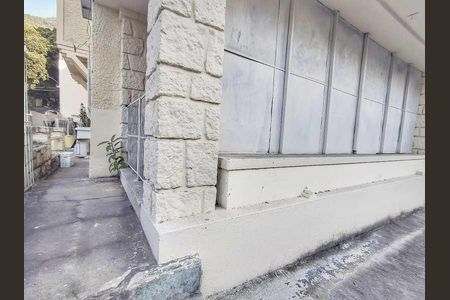 Casa à venda com 297m², 6 quartos e 1 vaga