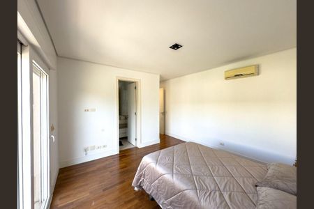 Casa à venda com 5 quartos, 687m² em Alphaville Residencial Um, Barueri