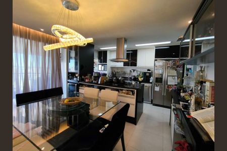 Apartamento à venda com 109m², 2 quartos e 2 vagas