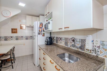 Apartamento à venda com 149m², 3 quartos e 2 vagasCozinha 