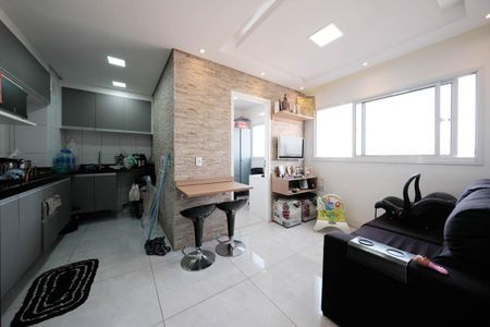 Sala de apartamento para alugar com 2 quartos, 33m² em Vila Pierina, São Paulo