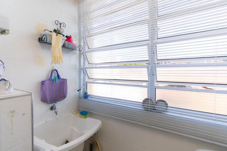 Apartamento à venda com 65m², 2 quartos e 1 vagaÁrea de Serviço