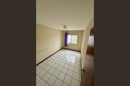 Quarto 2 de apartamento para alugar com 2 quartos, 64m² em Kobrasol, São José