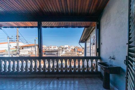 Casa para alugar com 200m², 3 quartos e 1 vaga Casa para alugar com 200m², 3 quartos e 1 vagaÁrea de Serviço