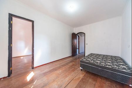 Casa para alugar com 200m², 3 quartos e 1 vaga Casa para alugar com 200m², 3 quartos e 1 vagaQuarto 1