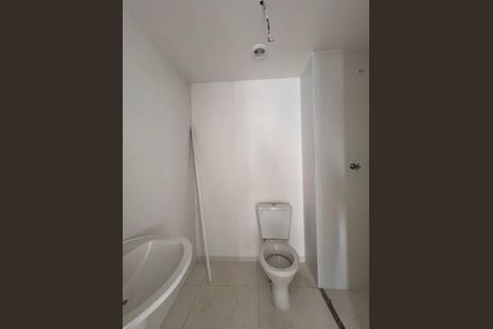 Apartamento à venda com 55m², 2 quartos e 1 vaga Apartamento à venda com 55m², 2 quartos e 1 vagaBanheiro Social