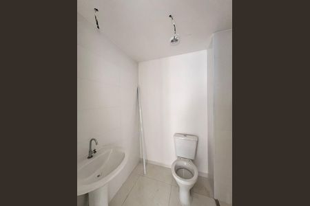 Apartamento à venda com 55m², 2 quartos e 1 vaga Apartamento à venda com 55m², 2 quartos e 1 vagaBanheiro Social