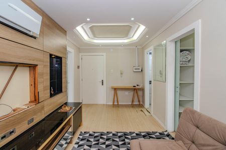 Sala de apartamento para alugar com 1 quarto, 47m² em Humaitá, Porto Alegre