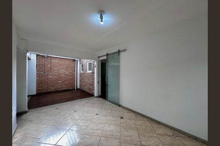 Casa para alugar com 400m², 4 quartos e 4 vagas Casa para alugar com 400m², 4 quartos e 4 vagasSala