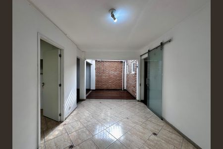 Casa para alugar com 400m², 4 quartos e 4 vagas Casa para alugar com 400m², 4 quartos e 4 vagasSala