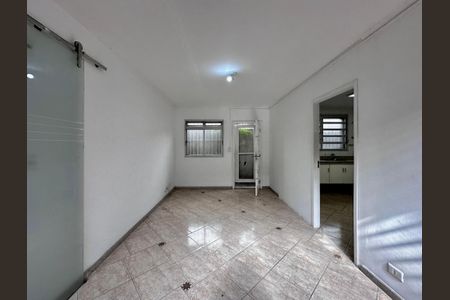 Casa para alugar com 400m², 4 quartos e 4 vagas Casa para alugar com 400m², 4 quartos e 4 vagasSala
