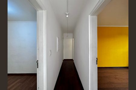 Casa para alugar com 400m², 4 quartos e 4 vagas Casa para alugar com 400m², 4 quartos e 4 vagasCorredor Quartos