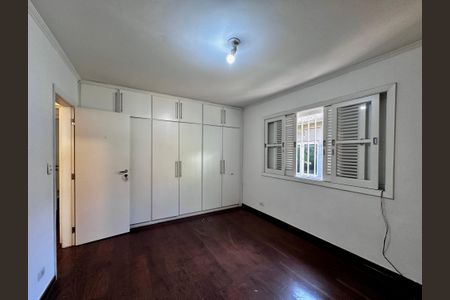 Casa para alugar com 400m², 4 quartos e 4 vagas Casa para alugar com 400m², 4 quartos e 4 vagasQuarto 1