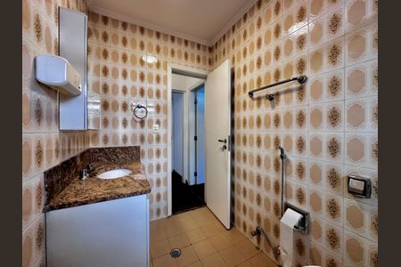 Casa para alugar com 400m², 4 quartos e 4 vagas Casa para alugar com 400m², 4 quartos e 4 vagasBanheiro Social