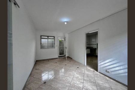 Casa para alugar com 400m², 4 quartos e 4 vagas Casa para alugar com 400m², 4 quartos e 4 vagasSala