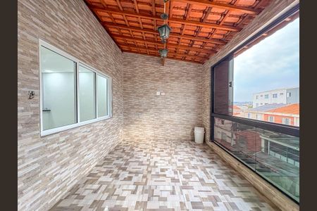 Casa à venda com 200m², 2 quartos e 3 vagas Casa à venda com 200m², 2 quartos e 3 vagasÁrea comum