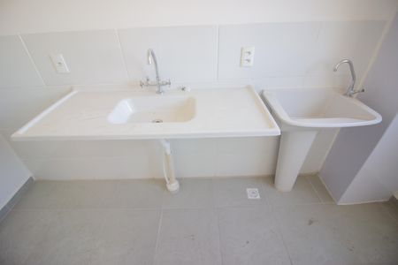 Apartamento para alugar com 47m², 2 quartos e 1 vagaCozinha e Área de Serviço