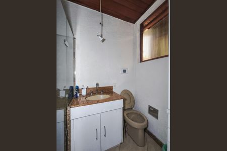 Apartamento à venda com 150m², 3 quartos e sem vaga Apartamento à venda com 150m², 3 quartos e sem vagaBanheiro da Suíte 1