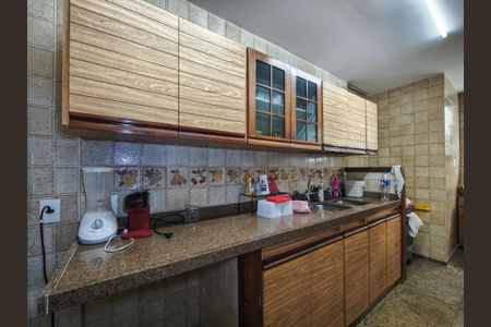 Apartamento à venda com 150m², 3 quartos e sem vaga Apartamento à venda com 150m², 3 quartos e sem vagaCozinha