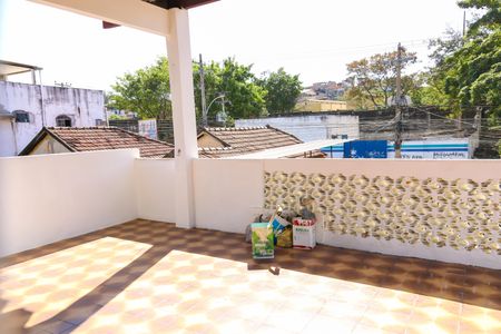 Casa à venda com 100m², 5 quartos e 3 vagas Casa à venda com 100m², 5 quartos e 3 vagasVaranda da Sala