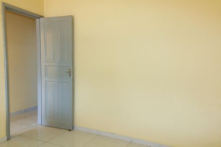 Casa à venda com 100m², 5 quartos e 3 vagas Casa à venda com 100m², 5 quartos e 3 vagasQuarto 1