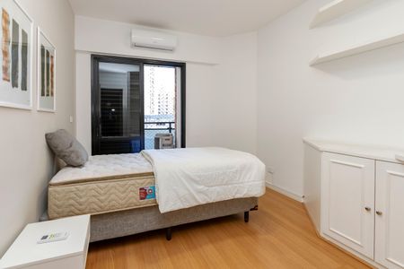 Apartamento para alugar com 180m², 3 quartos e 2 vagas Apartamento para alugar com 180m², 3 quartos e 2 vagasQuarto 2