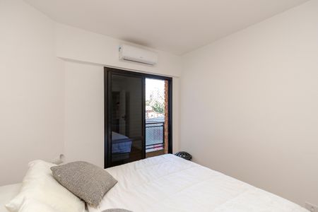 Apartamento para alugar com 180m², 3 quartos e 2 vagas Apartamento para alugar com 180m², 3 quartos e 2 vagasQuarto 1