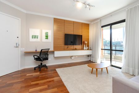 Apartamento para alugar com 180m², 3 quartos e 2 vagas Apartamento para alugar com 180m², 3 quartos e 2 vagasSala