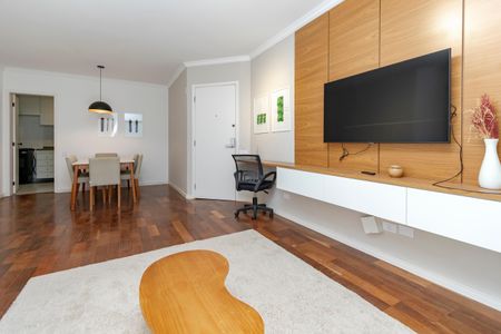 Apartamento para alugar com 180m², 3 quartos e 2 vagas Apartamento para alugar com 180m², 3 quartos e 2 vagasSala