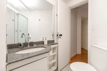 Apartamento para alugar com 180m², 3 quartos e 2 vagas Apartamento para alugar com 180m², 3 quartos e 2 vagasBanheiro da Suíte