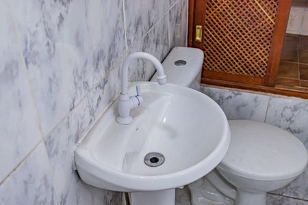 Casa à venda com 140m², 2 quartos e 1 vagaEdícula