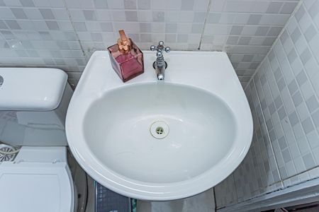 Casa à venda com 140m², 2 quartos e 1 vagaBanheiro de Serviço