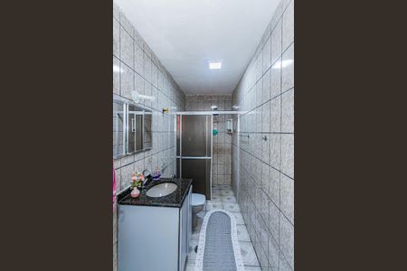 Casa à venda com 140m², 2 quartos e 1 vagaBanheiro