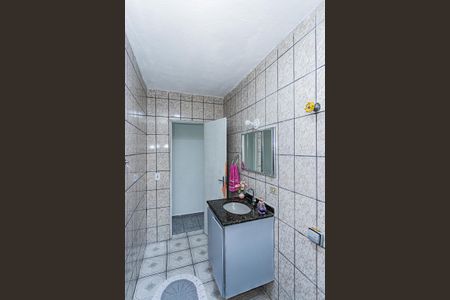 Casa à venda com 140m², 2 quartos e 1 vagaBanheiro