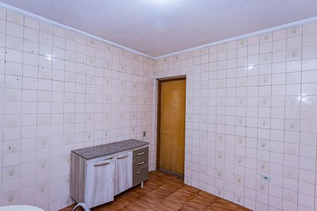 Casa à venda com 140m², 2 quartos e 1 vagaEdícula