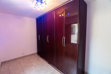 Casa à venda com 142m², 3 quartos e 2 vagasSuite