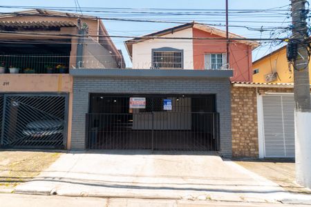 Casa à venda com 142m², 3 quartos e 2 vagasFachada