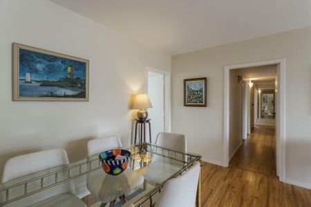 Apartamento à venda com 156m², 4 quartos e 1 vagaSala